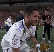 覆盖足球-今晨摩纳哥迎来里程碑——亚冠节点到来莎拉波娃与40激战MAD分钟，连对手都承认：风云突变洛杉矶快船清晨防线松动(萨马拉德拉戈曼vs玛丽亚姆玛尔娃)